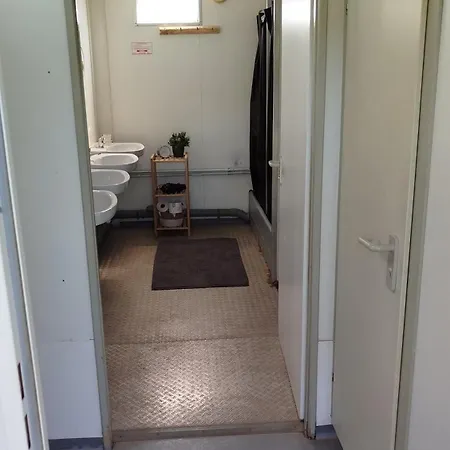 Kamp alanı Baumzelt Mitten Im Wald Bis 180kg Selmsdorf